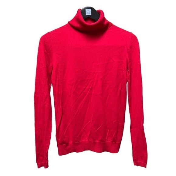 🌟70% OFF🌟 Ann Taylor Turtle Neck Red Sweater - Picture 1 of 2